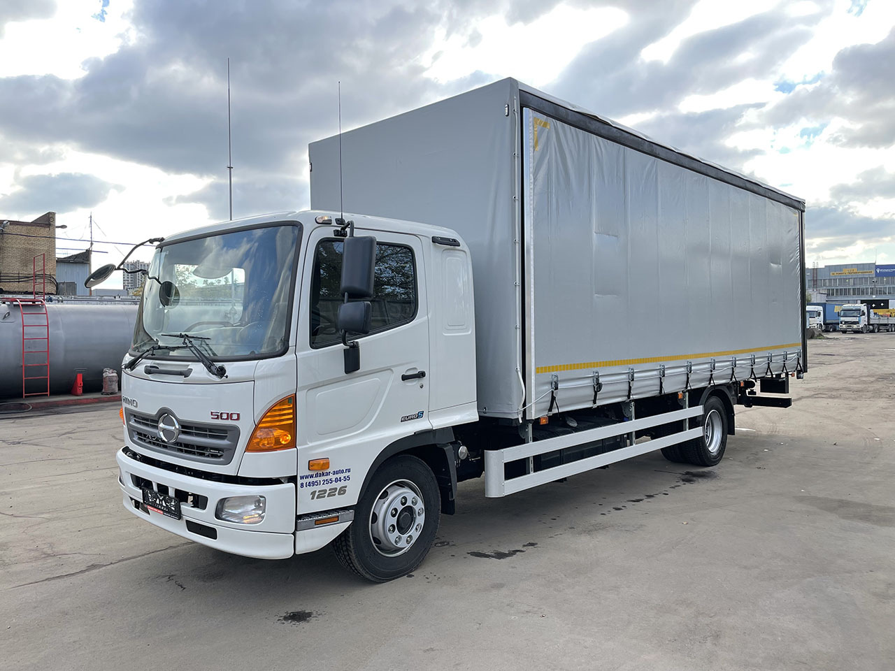 КУПИТЬ HINO 500 MUA БОРТ-ТЕНТ (ШТОРЫ) 7,4×2,55×2,6 м СДВИЖНАЯ КРЫША