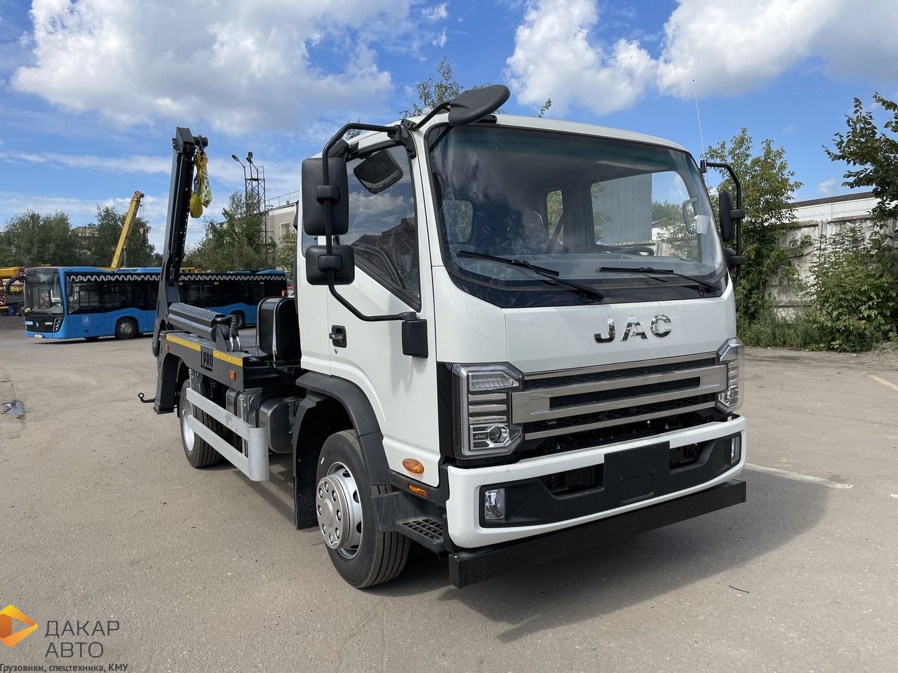 КУПИТЬ JAC N120 РЕСТАЙЛИНГ БУНКЕРОВОЗ ЛУИДОР 8-10 м³