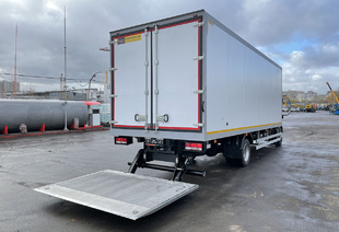 ИЗОТЕРМИЧЕСКИЙ ФУРГОН JAC N120L 7,4×2,6×2,5м ГИДРОБОРТ