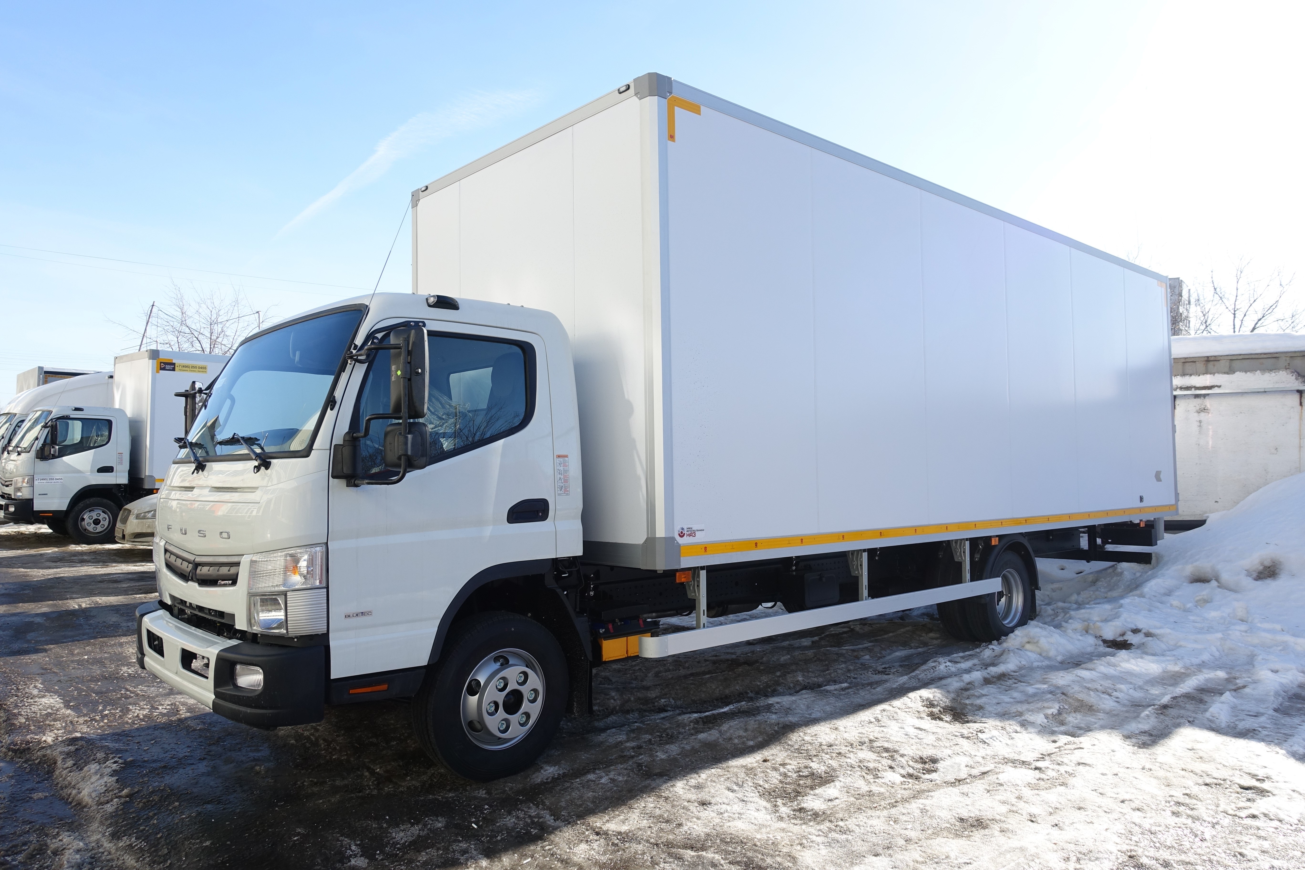 Изотермические фургоны Mitsubishi FUSO в Москве по низким ценам. Купить  изотермический Фусо Кантер.