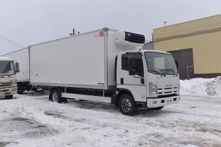 Рефрижератор на базе Isuzu ELF 9.5 (NQR90LM-504) 6,7х2,3х2,2м