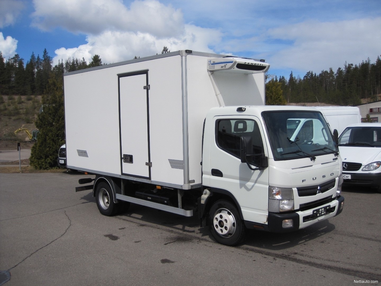 Рефрижератор на базе MITSUBISHI FUSO CANTER TF 7.5, 4,6х2,3х2,2 м