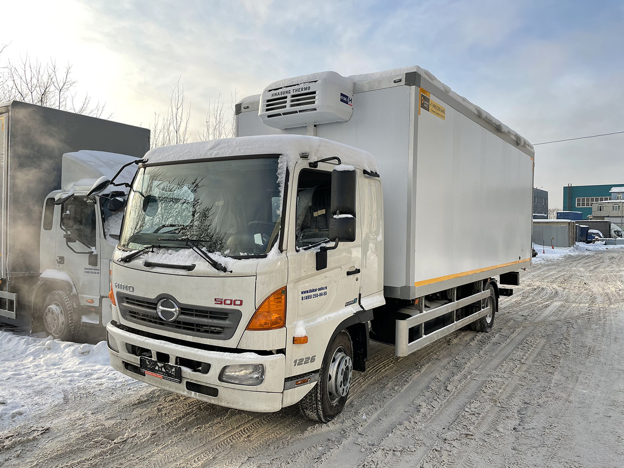 HINO 500 LUA РЕФРИЖЕРАТОР THERMO KING V800