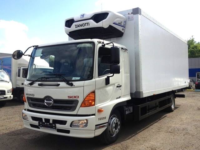 HINO 500 PTA рефрижератор с ХОУ Zanotti 348